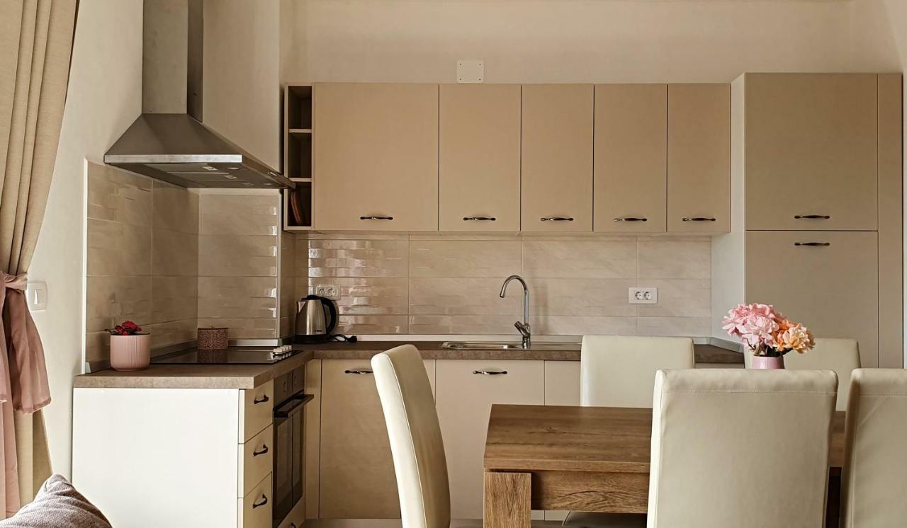 Apartment Sole Umag Exterior photo